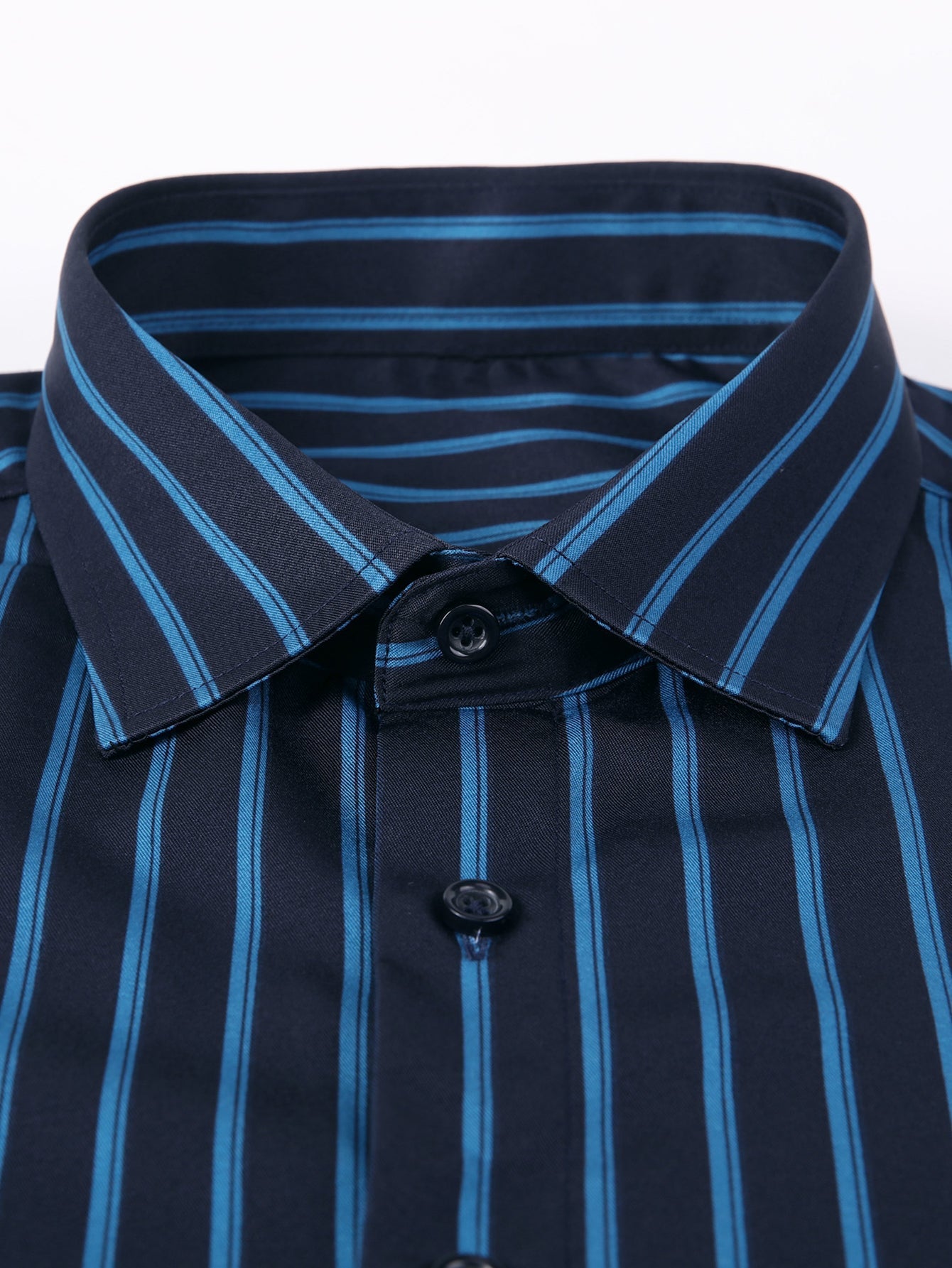 Chemise à rayures à manches longues avec boutons